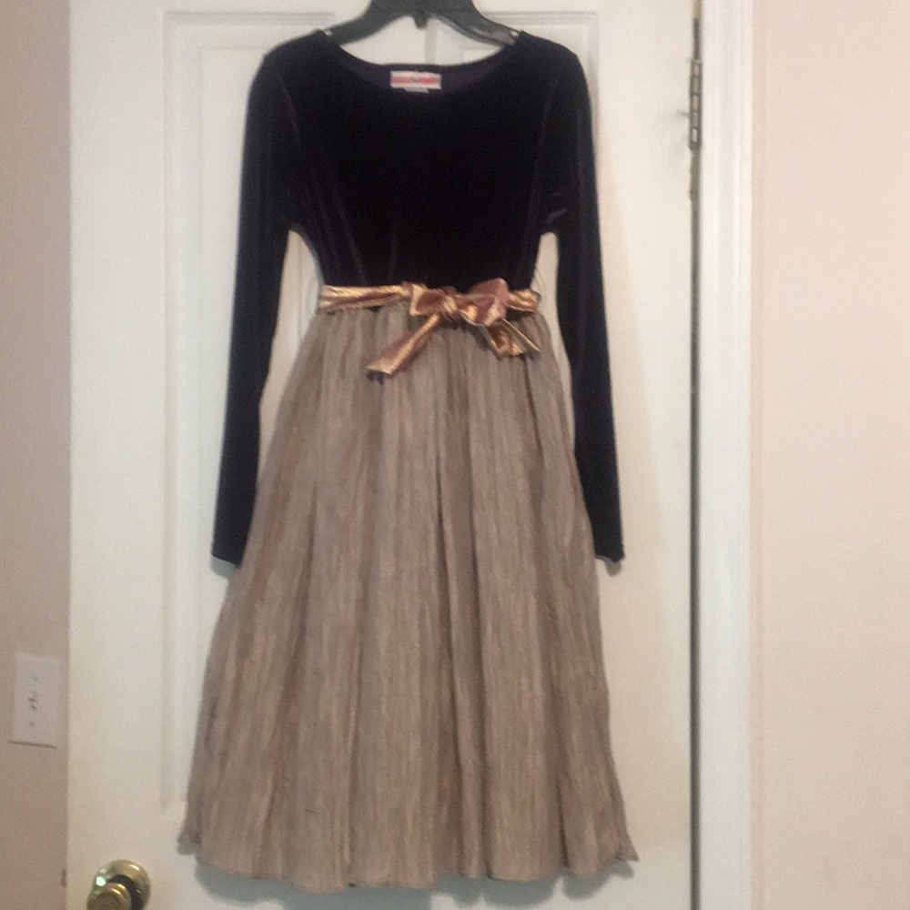 Beautiful long sleeve dress